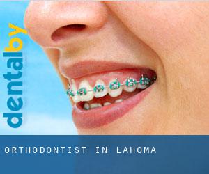 Orthodontist in Lahoma